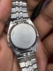 Seiko 5 “Warm Ivory” — 7009 Gold-Accent Automatic watch.