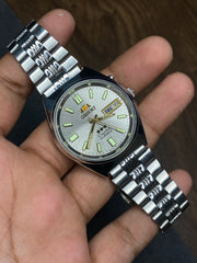 Orient Three Star — Silver Sunburst Dial | 38mm All-Steel Japanese Automatic Watch.