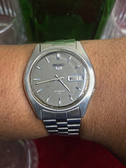 Seiko 5 “Slate” — 7009 Grey Dial Automatic watch.