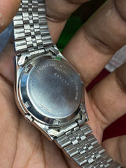 Seiko 5 “Silver Slant” — 7009 Textured Dial Automatic watch.