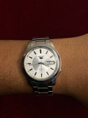 Seiko 5 SNK789 — Silver Sunburst Dial | Ref. 7S26-06F2 | Exhibition Caseback | 38mm