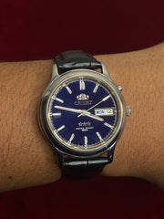 Orient 3-Star Automatic — Blue Sunburst Dial, Gold Chapter Ring | Ref. EM68-C0 | 38mm.