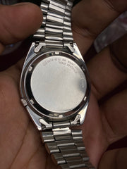 Seiko 5 — Silver-White Check Dial with Gold Accents | 38mm Japanese Automatic Watch.