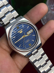 Seiko 5 Automatic — Blue Grooved Dial, Exhibition Back | Ref 7S26-00X0.