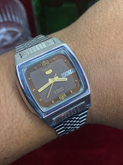 Seiko 5 — Brown Textured Dial “TV-Shape” | Japanese Automatic watch.