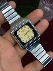 Seiko 5 “Zamana” — 1984 TV-Case Automatic | Cream & Crystal Watch.