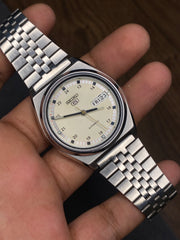 Seiko 5 “Railway Time” — Beige Dial | 38mm Japanese Automatic Watch.