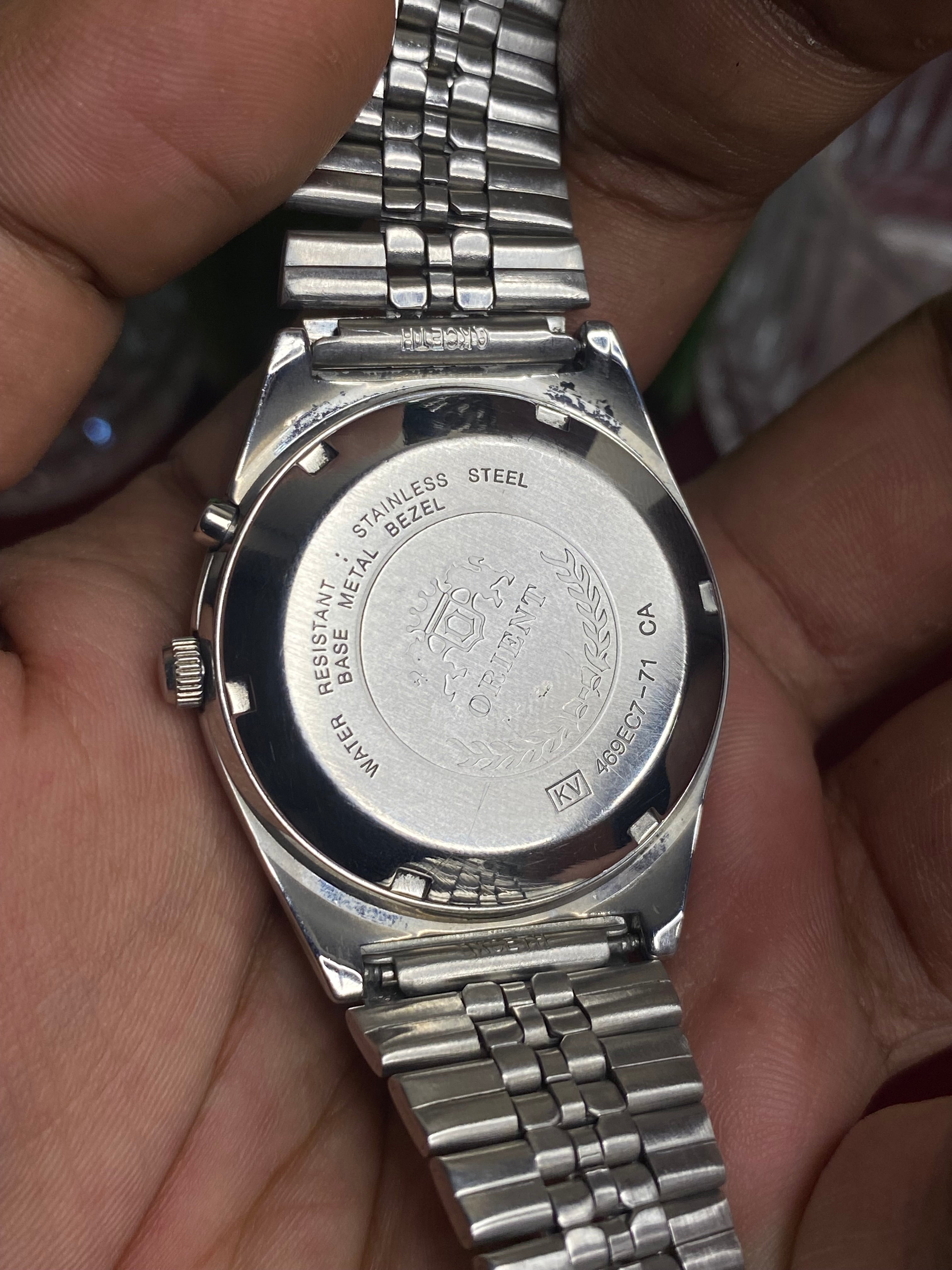 Orient Tri-Star — Silver Sunburst Checkered Dial | 37mm Japanese Automatic Watch.