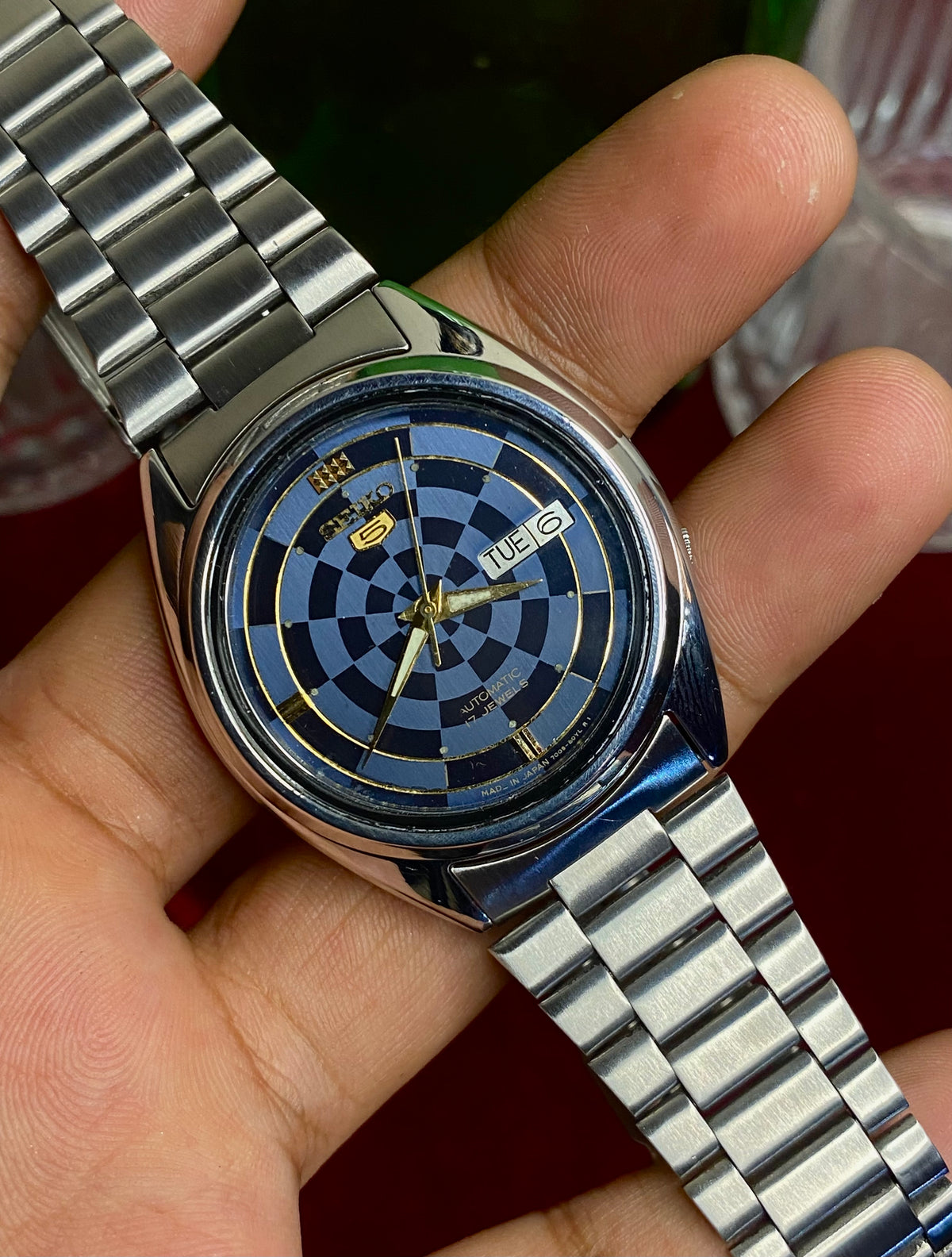 Seiko 5 Automatic — Blue Dartboard Dial Watch | Ref 7009-3041.