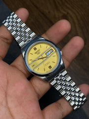 Seiko 5 “Golden Hour” — Champagne Textured Dial | Ref. 7S26 Watch.