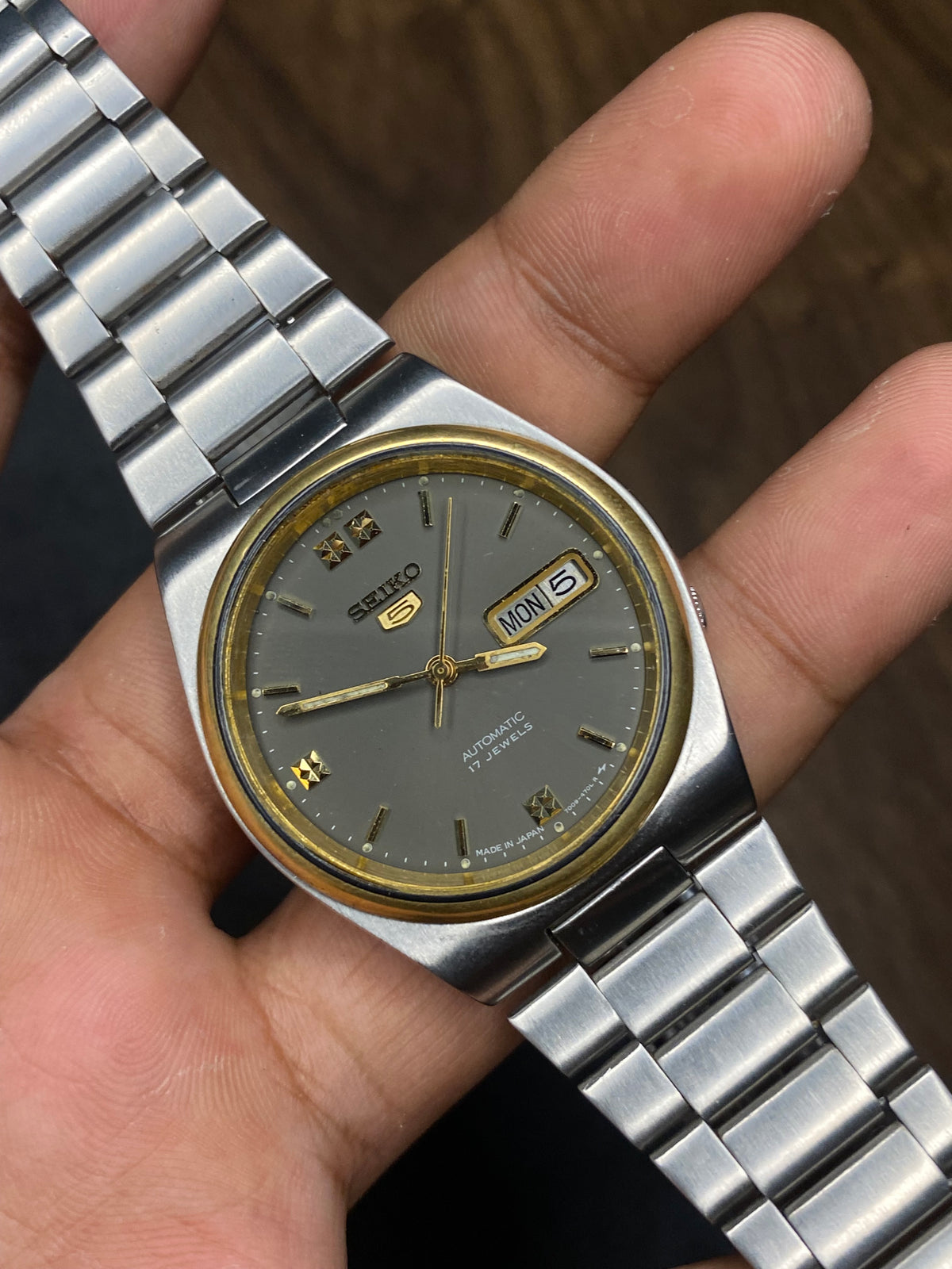 Rare Vintage Seiko 5 Automatic Grey Dial Watch | Ref. 7009-3131 | Made in Japan