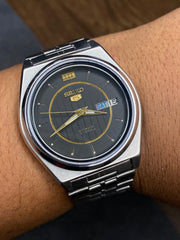 Seiko 5 — Matte Black & Gold Circle Dial | 38mm Japanese Automatic Watch.