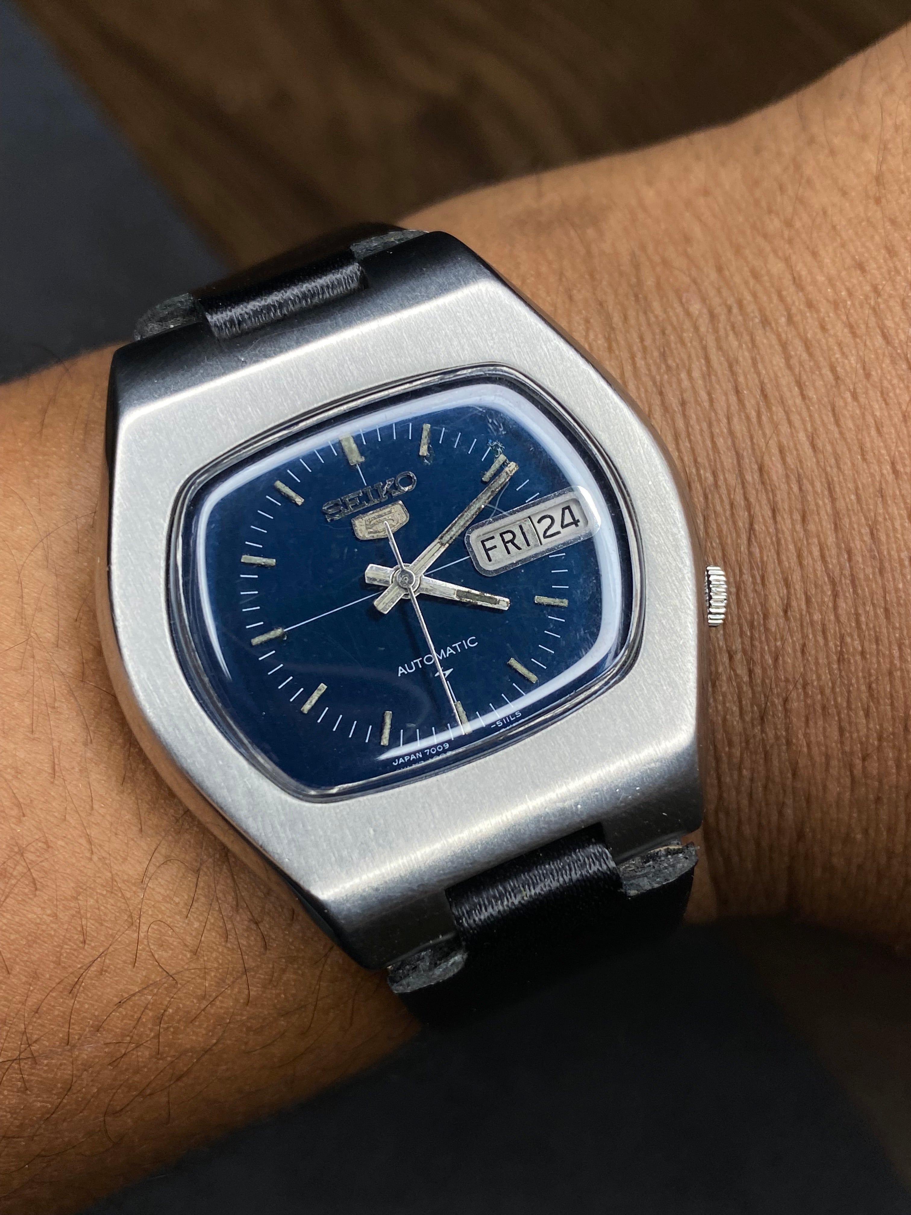 Seiko 5 — Deep Blue Dial “TV-Shape” | Japanese Automatic Watch.