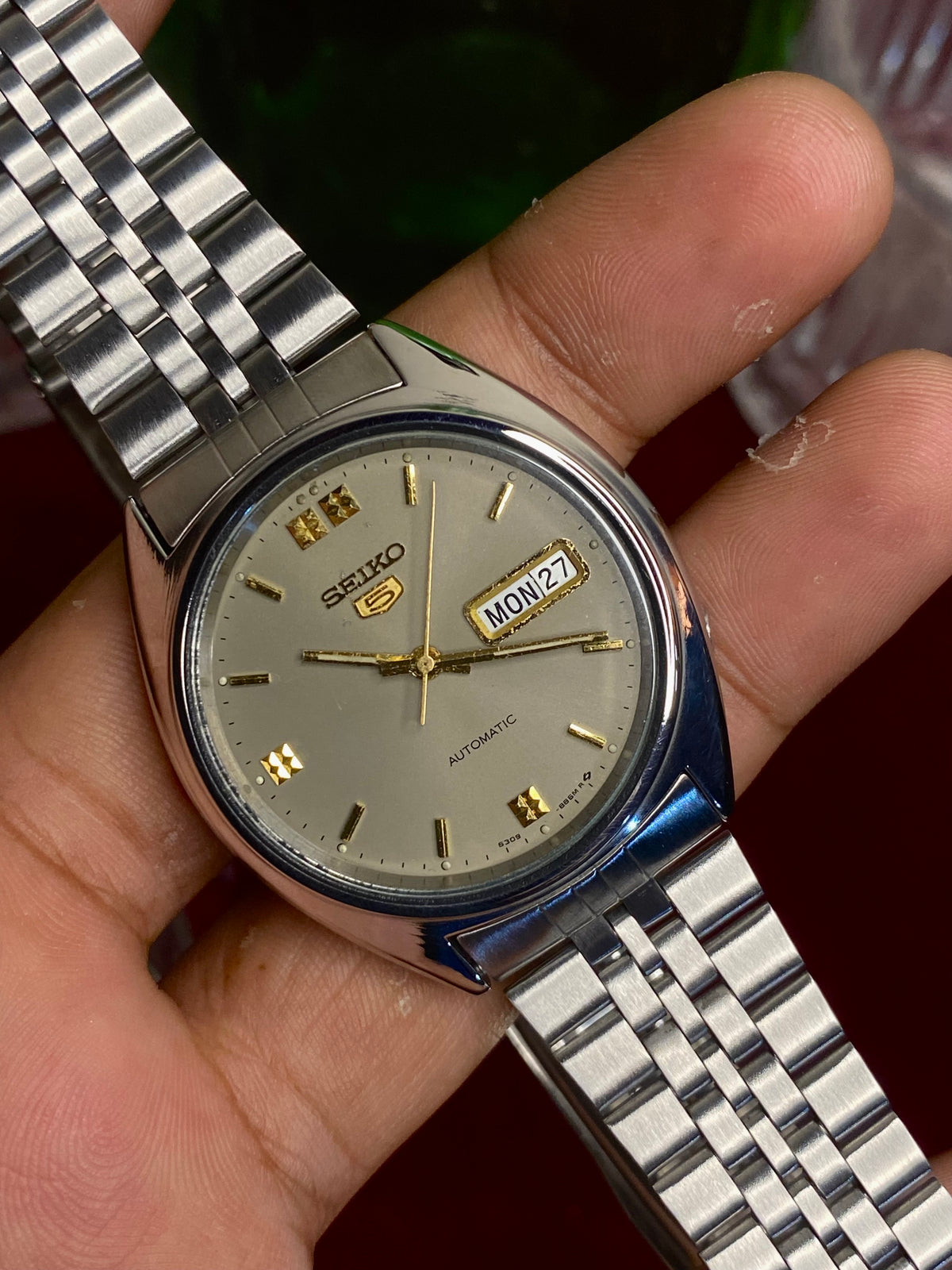 Seiko 5 Automatic — Champagne-Silver Dial Watch | Ref 6309-8840