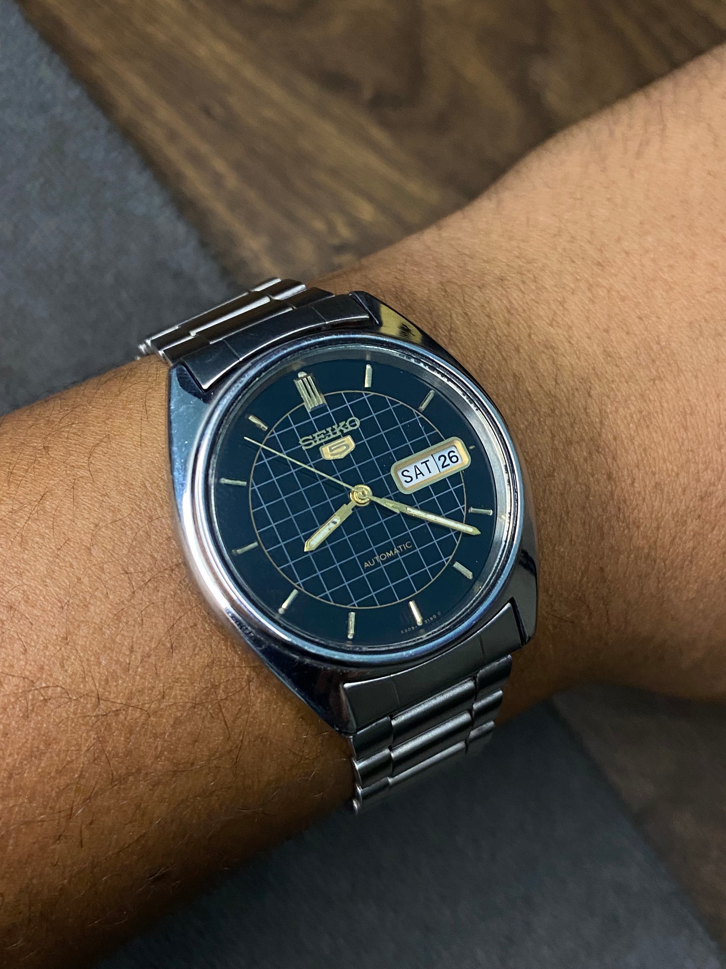 Super Rare Vintage Seiko 5 Black Grid Dial Watch