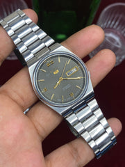 Seiko 5 — Grey Dial with Gold Accents | 38mm Japanese Automatic Watch.