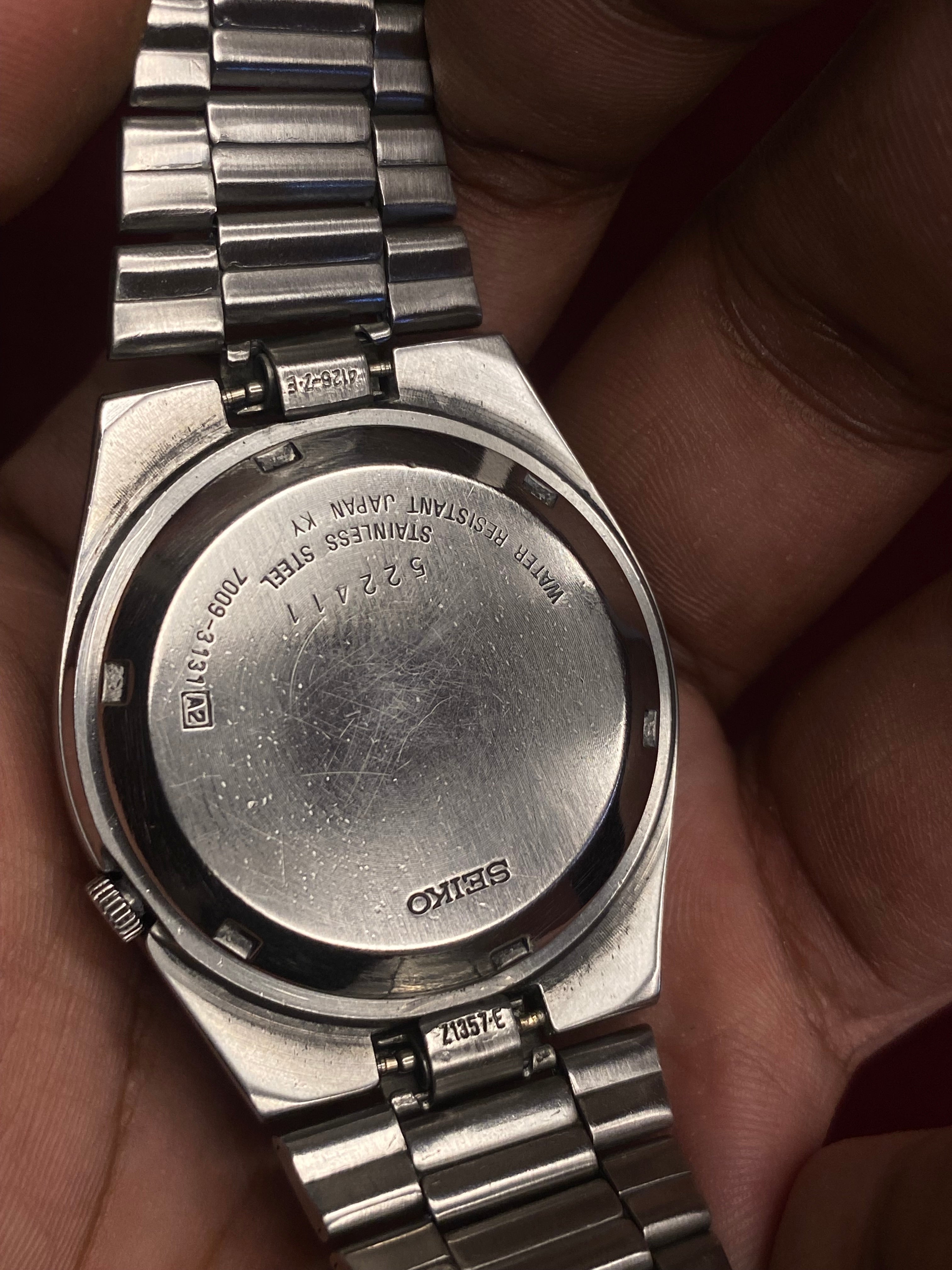 Vintage Seiko 5 — Midnight Blue Dial Watch | Ref. 7009-3131.