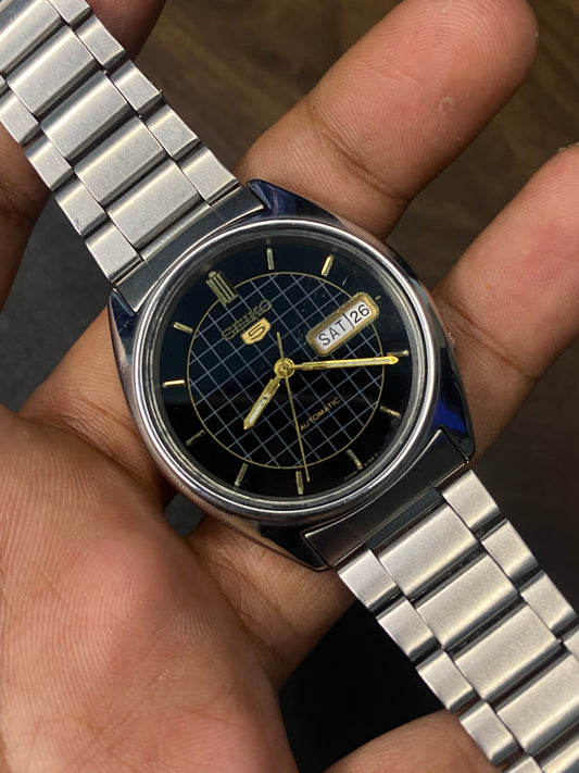 Super Rare Vintage Seiko 5 Black Grid Dial Watch