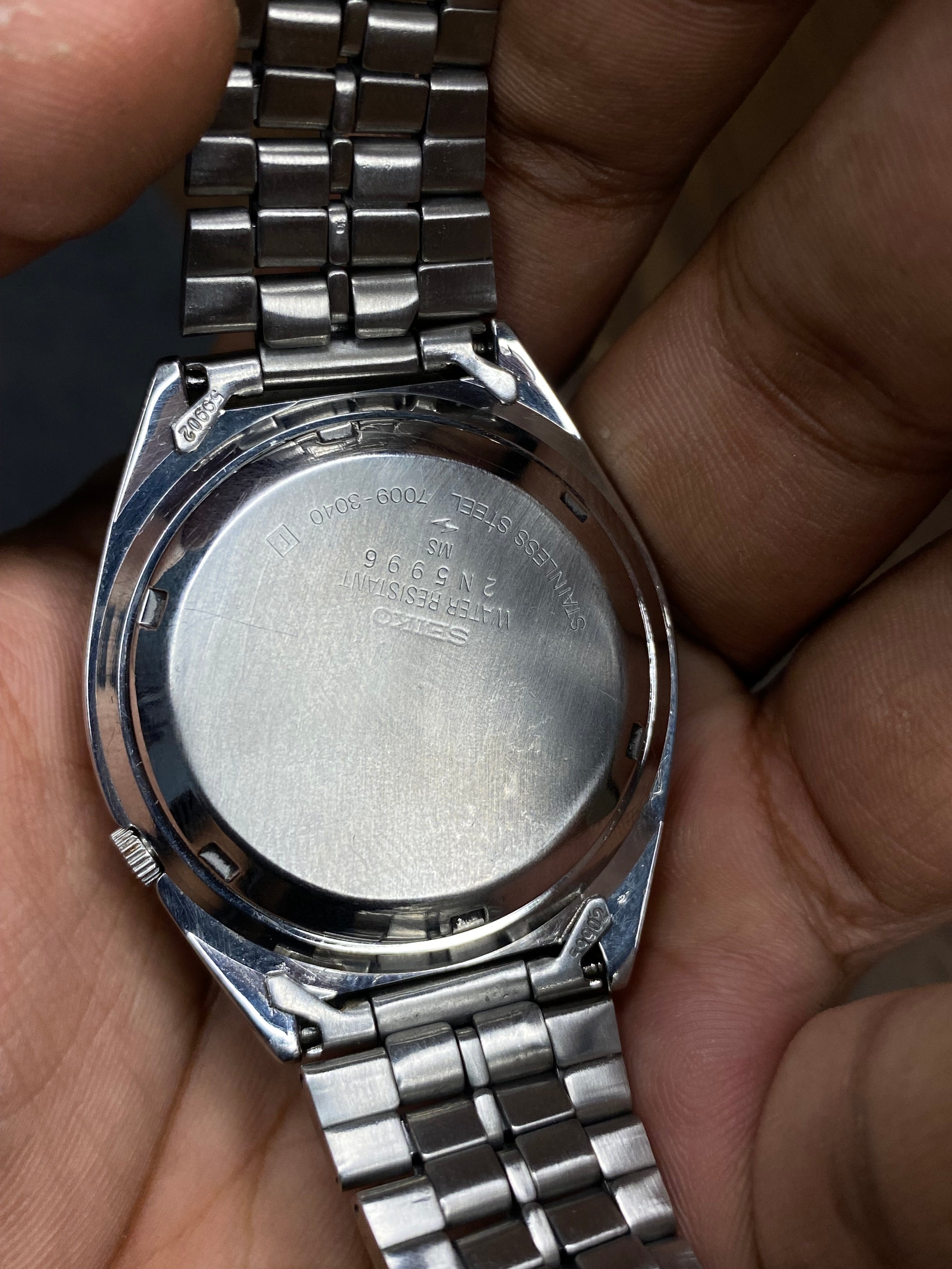 Seiko 5 — White Textured Dial | 38mm Japanese Automatic Watch.