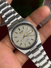 Seiko 5 — Silver- Champagne Sunburst Dial | 38mm Japanese Automatic watch.