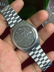 Seiko 5 “Slate” — 7009 Grey Dial Automatic watch.