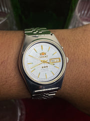 Orient Tri-Star — Silver Sunburst Checkered Dial | 37mm Japanese Automatic Watch.