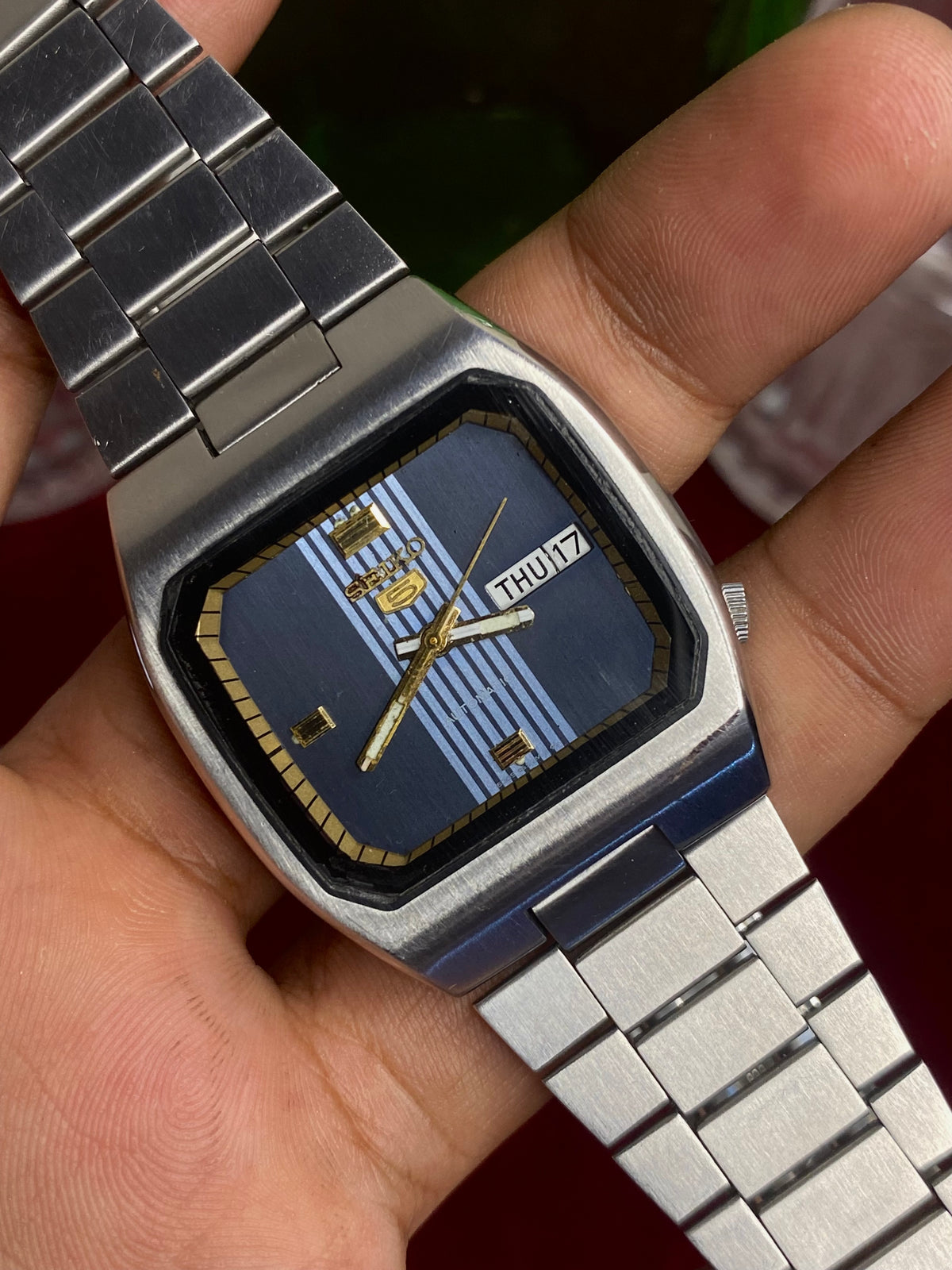 Seiko 5 Automatic — TV-Case Blue Pinstripe Dial Watch | Ref 6309-561A.