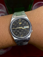 Seiko 5 Automatic — Checkerboard Textured Dial watch | Ref 7019-8180