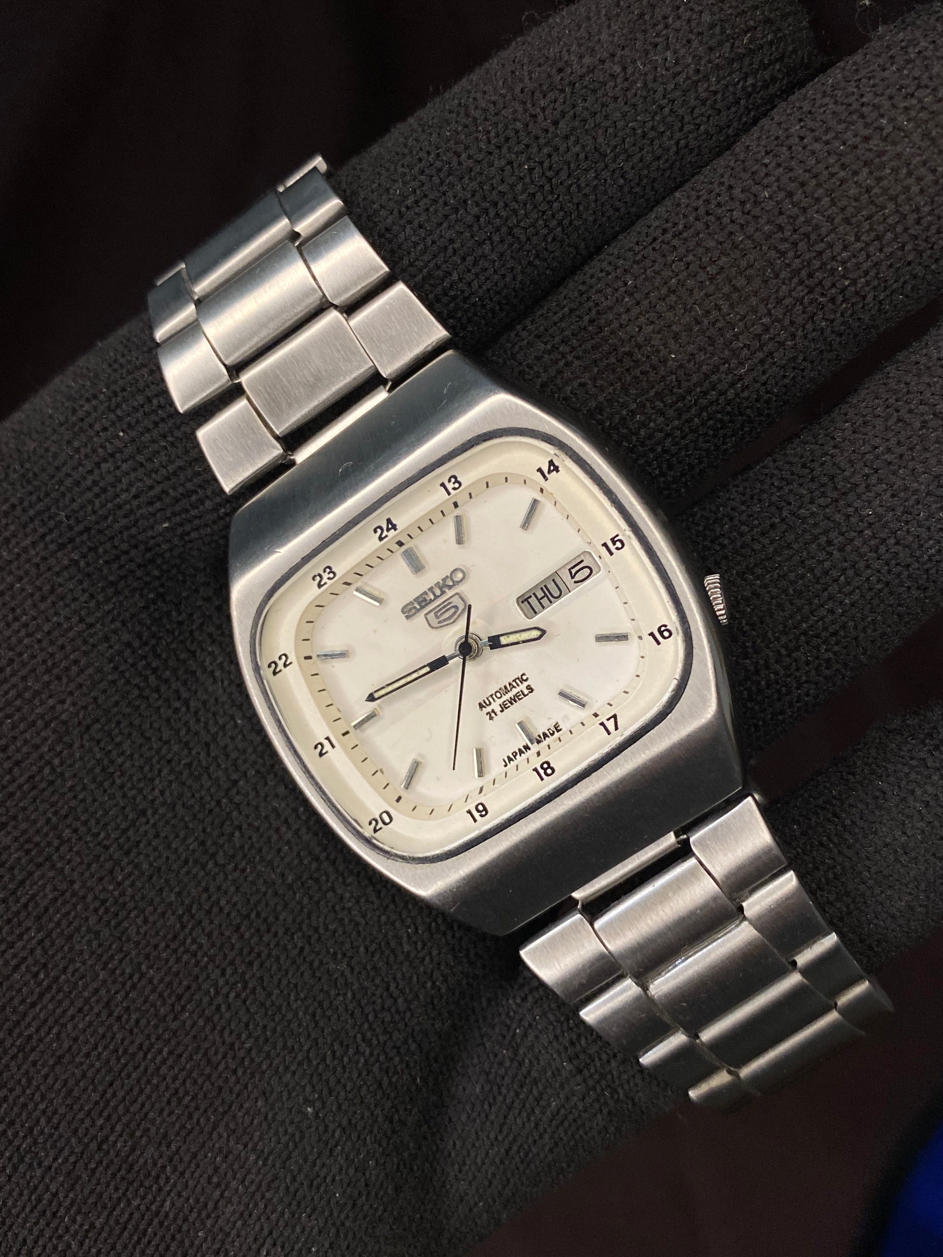 Seiko 5 Tv White Sunburst Dial 1992 Vintage Automatic Watch