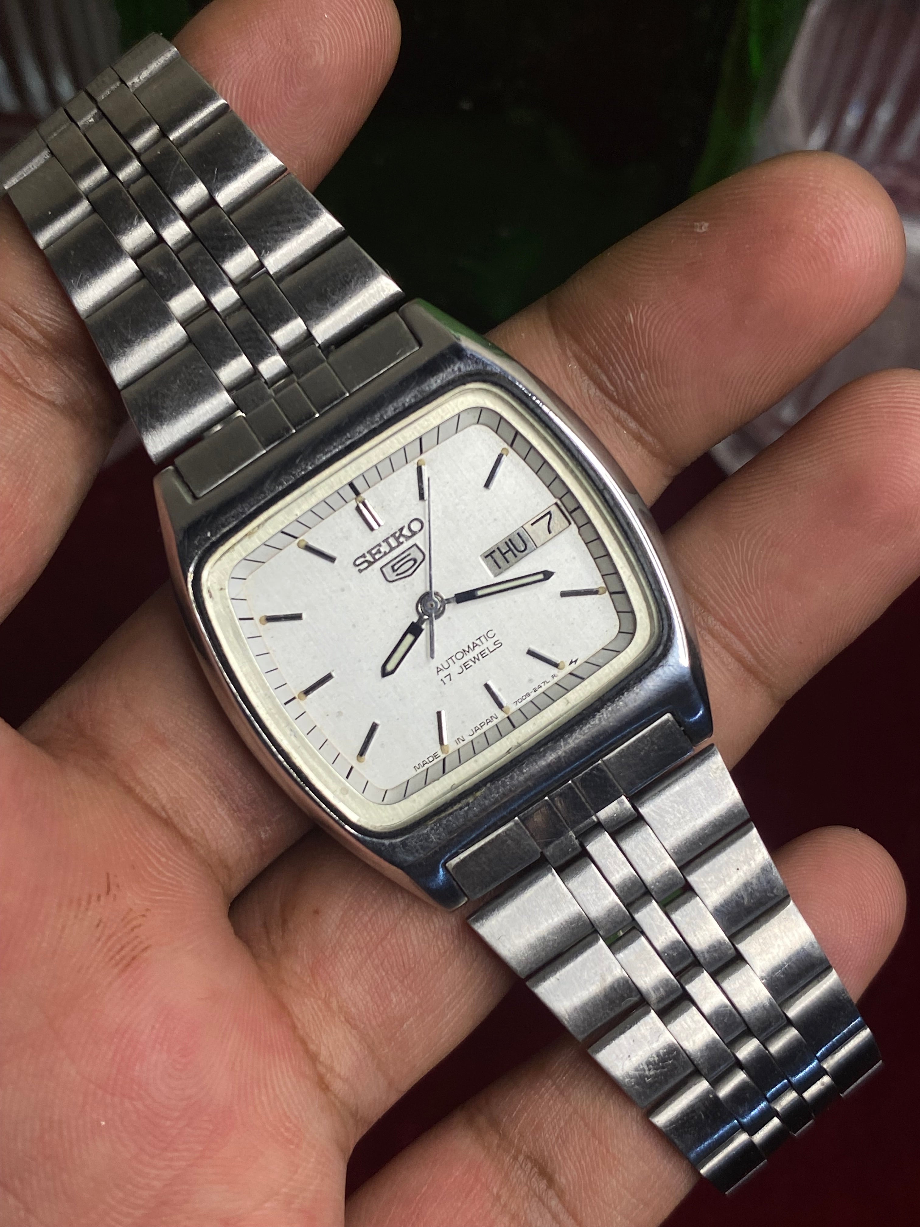 Seiko 5 “White Screen” — 7009 TV-Case Automatic watch.