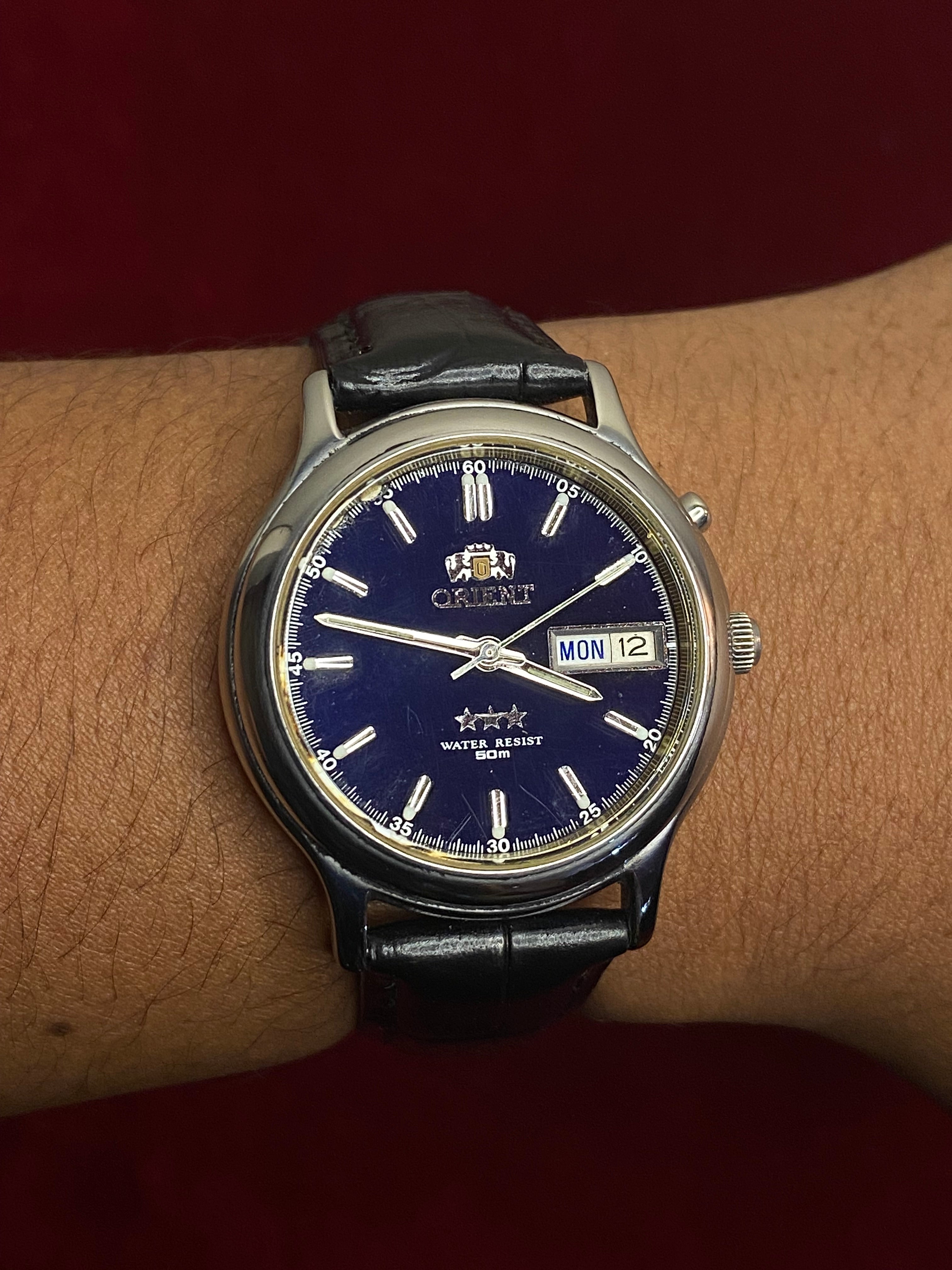 Orient 3-Star Automatic — Blue Sunburst Dial, Gold Chapter Ring | Ref. EM68-C0 | 38mm.