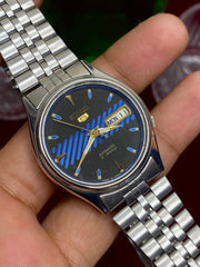 Seiko 5 “Equalizer” — 7S26 Blue-on-Black Automatic Watch With 21 jewels.