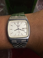 Seiko 5 “White Screen” — 7009 TV-Case Automatic watch.