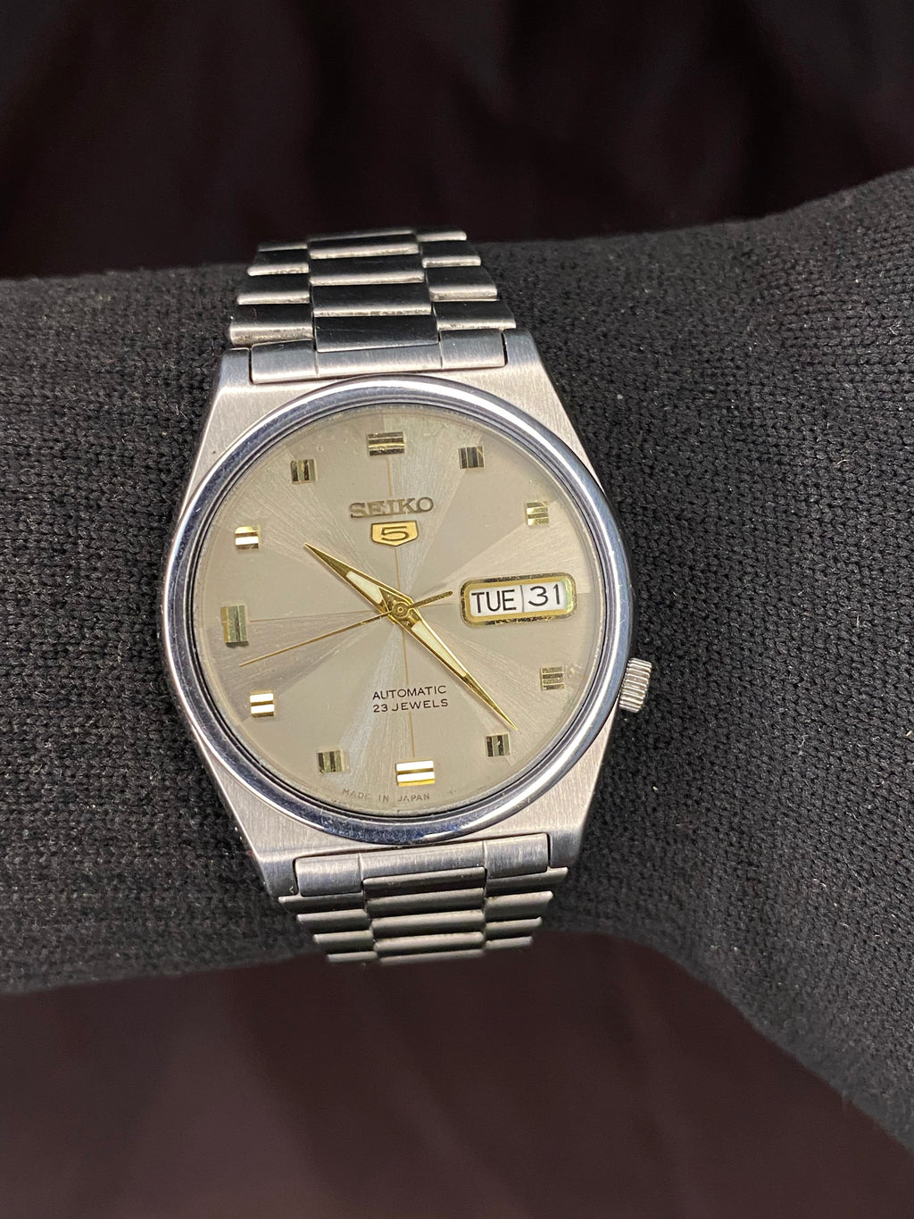 Seiko 5 Silver Sunray Dial Watch