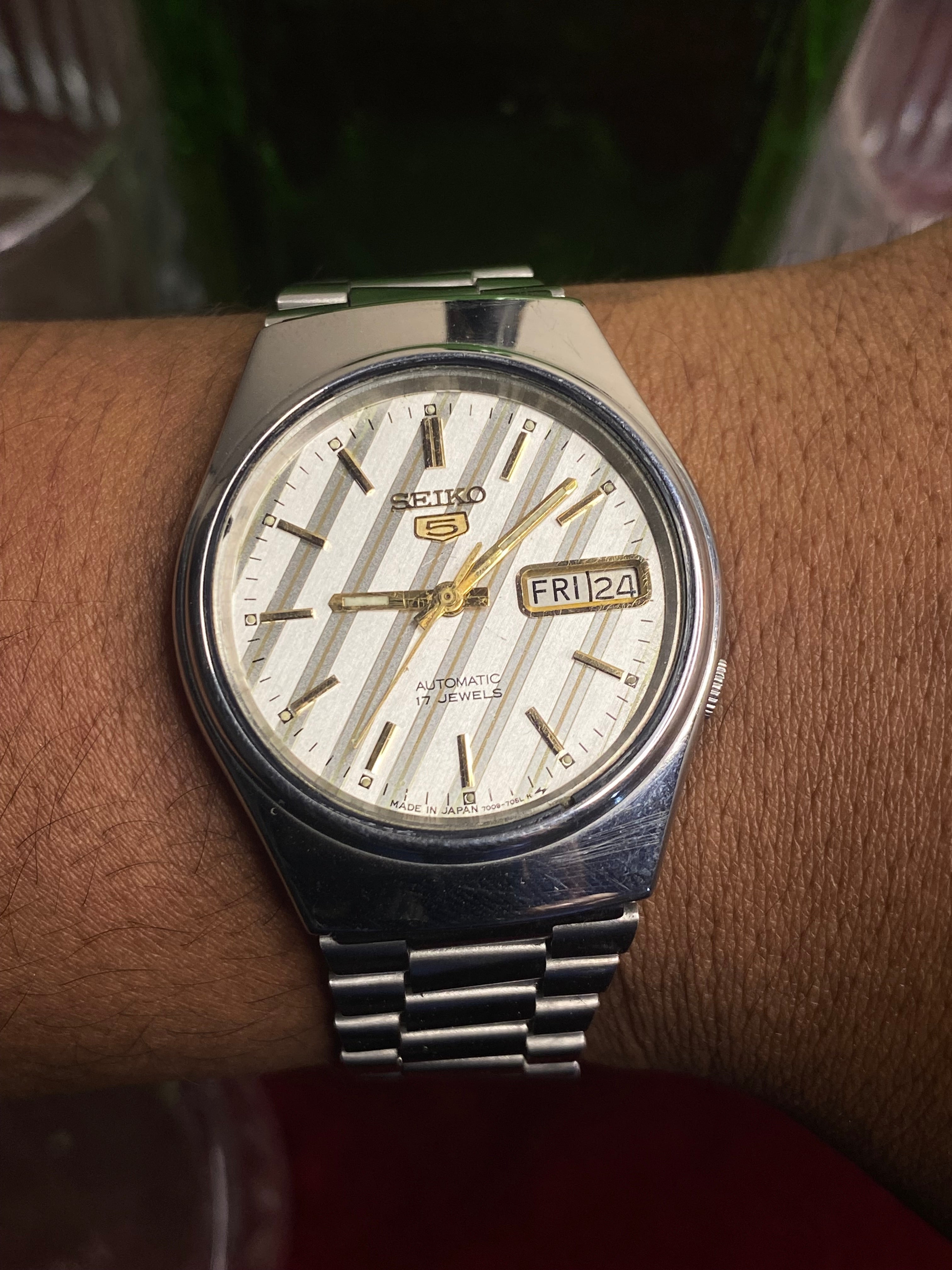 Seiko 5 — White & Gold Textured Dial | 36mm Japanese Automatic Watch.