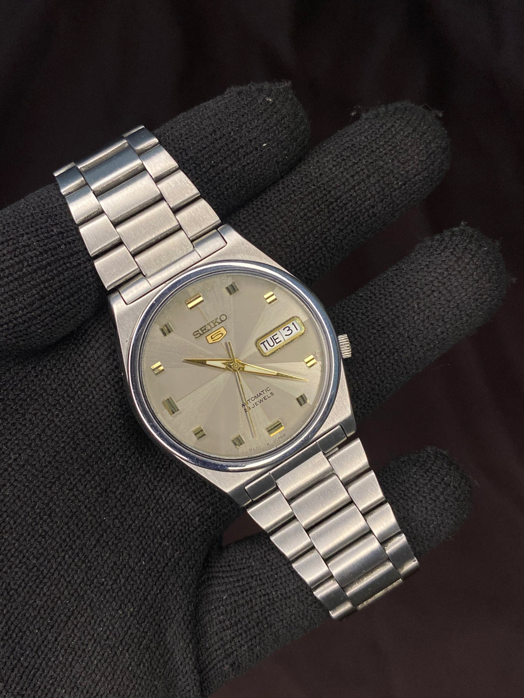 Seiko 5 Silver Sunray Dial Watch