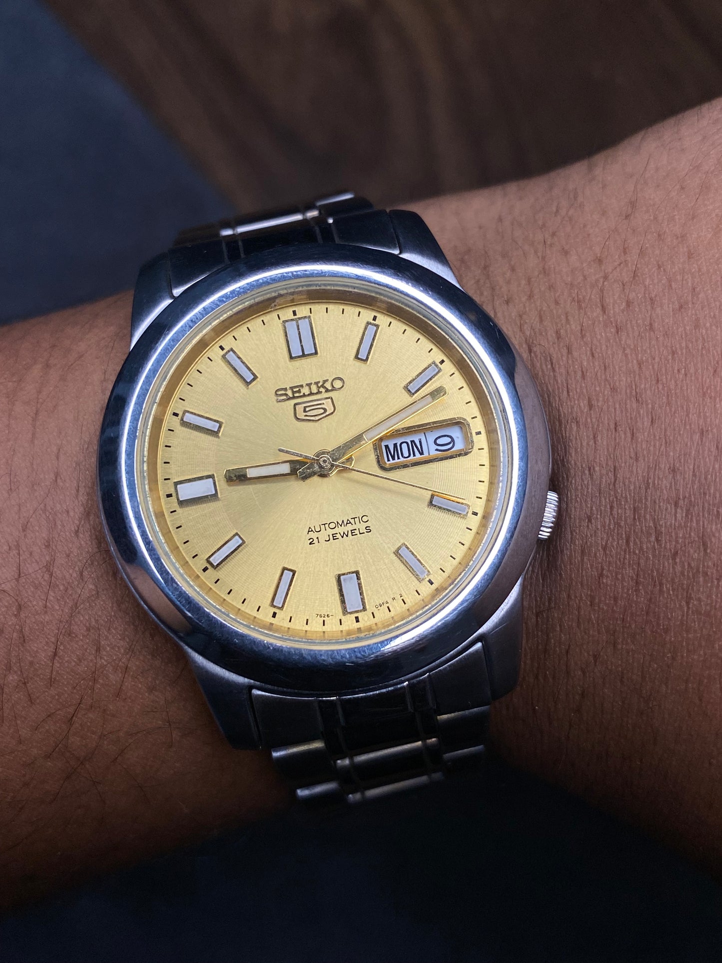 Beautiful Seiko 5 SNKK13K1 Golden Sunburst Dial Watch With Transparent Back.