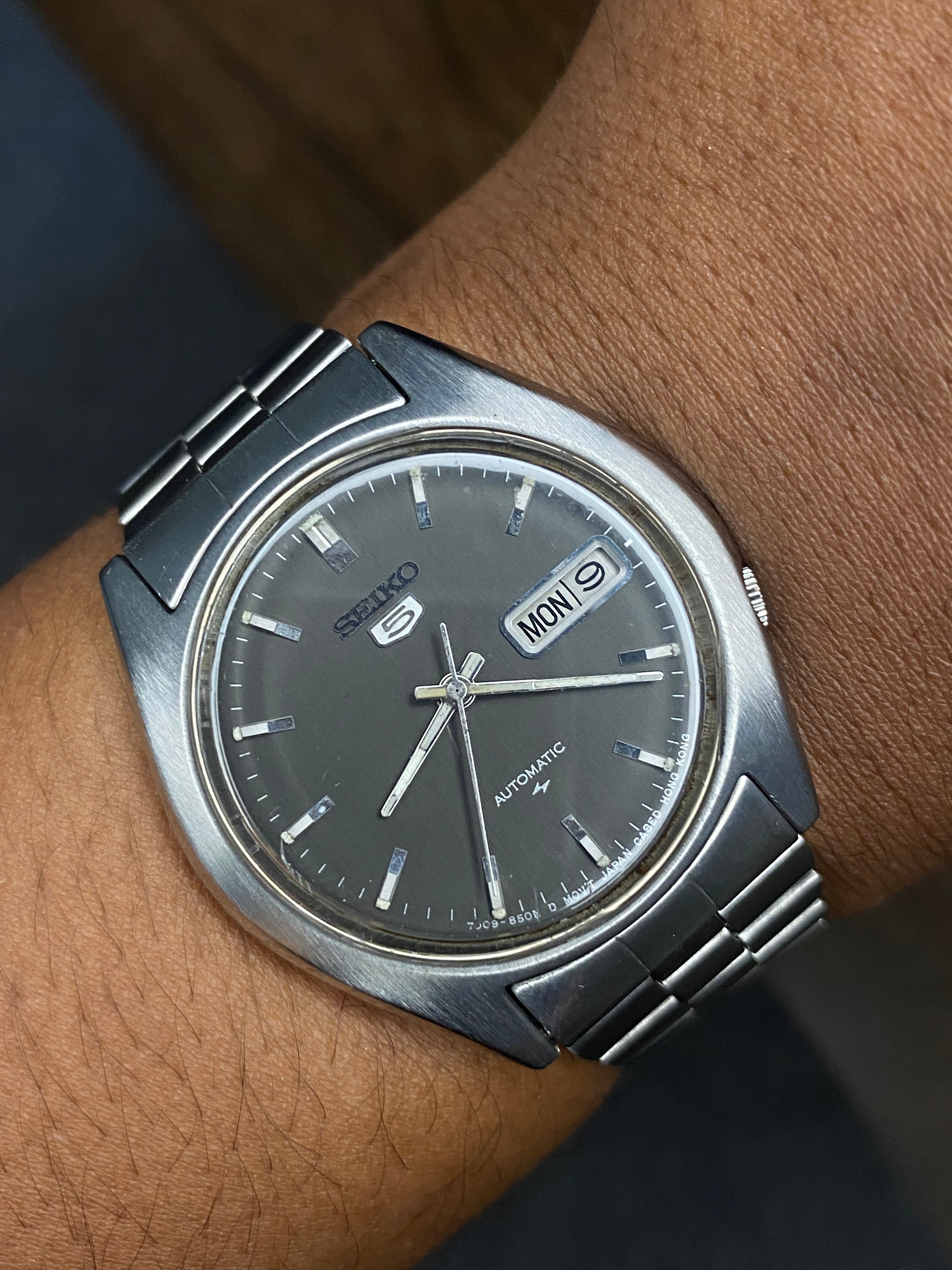 Rare Seiko 5 Dark Grey Dial Automatic Watch.