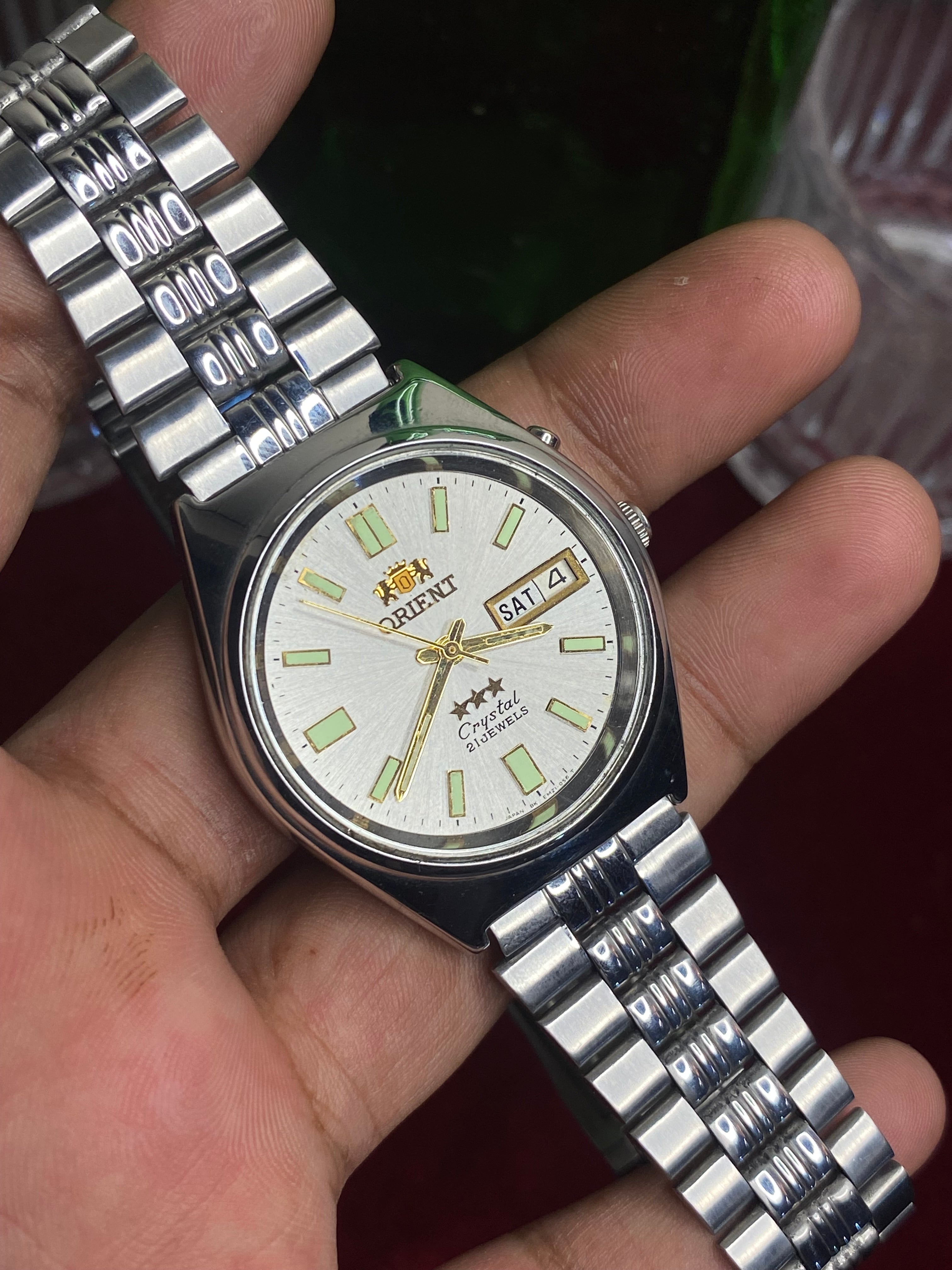 Orient Three Star — Silver Sunburst Dial | 38mm All-Steel Japanese Automatic Watch.