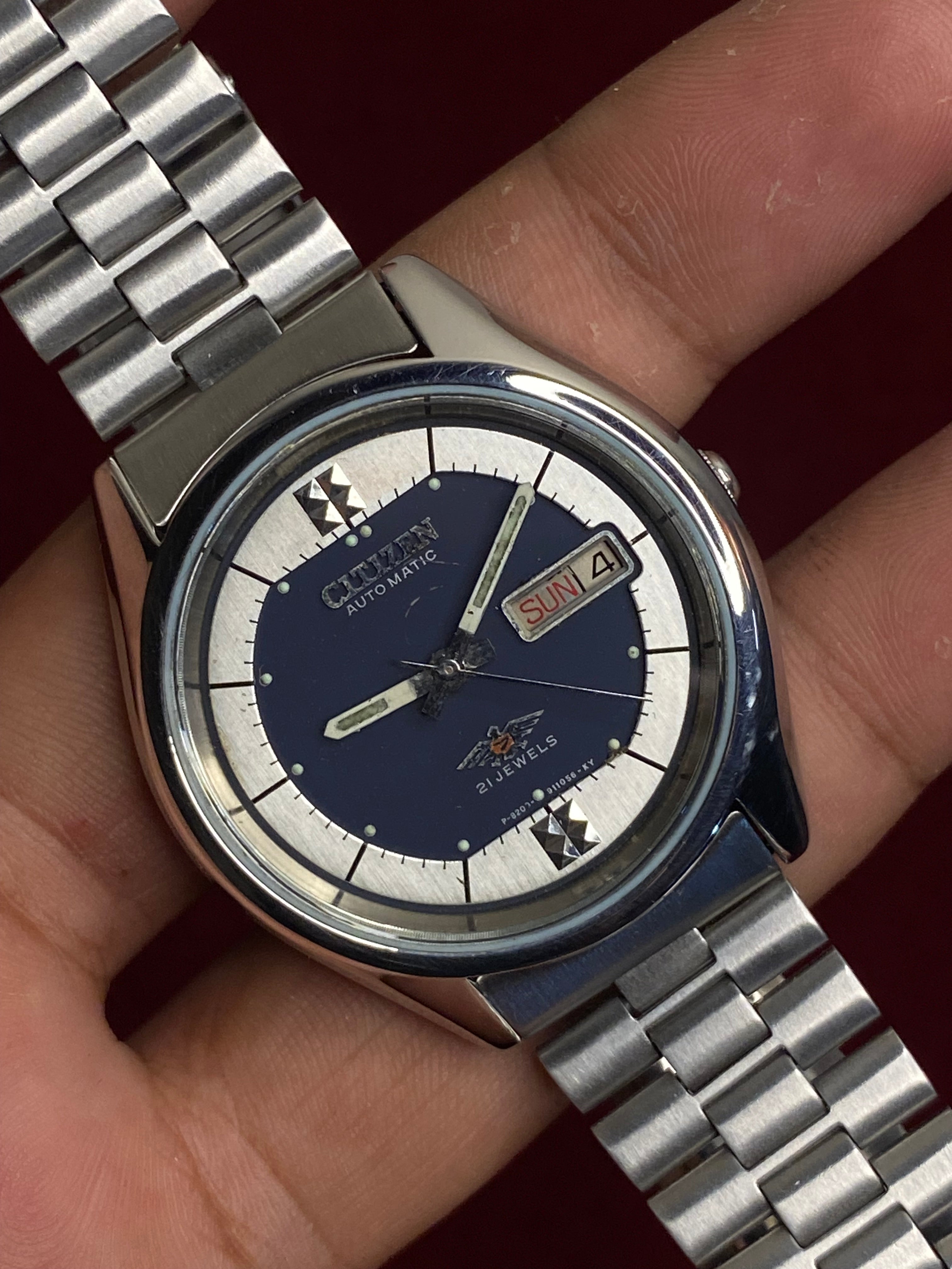 Vintage Citizen Eagle 7 — Navy Blue Two-Tone Dial | Ref. 4-285875 KT | Cal. 8200 | 38mm.