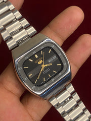 Seiko 5 Automatic — TV-Case Railway Black Dial | Ref 7009-3140