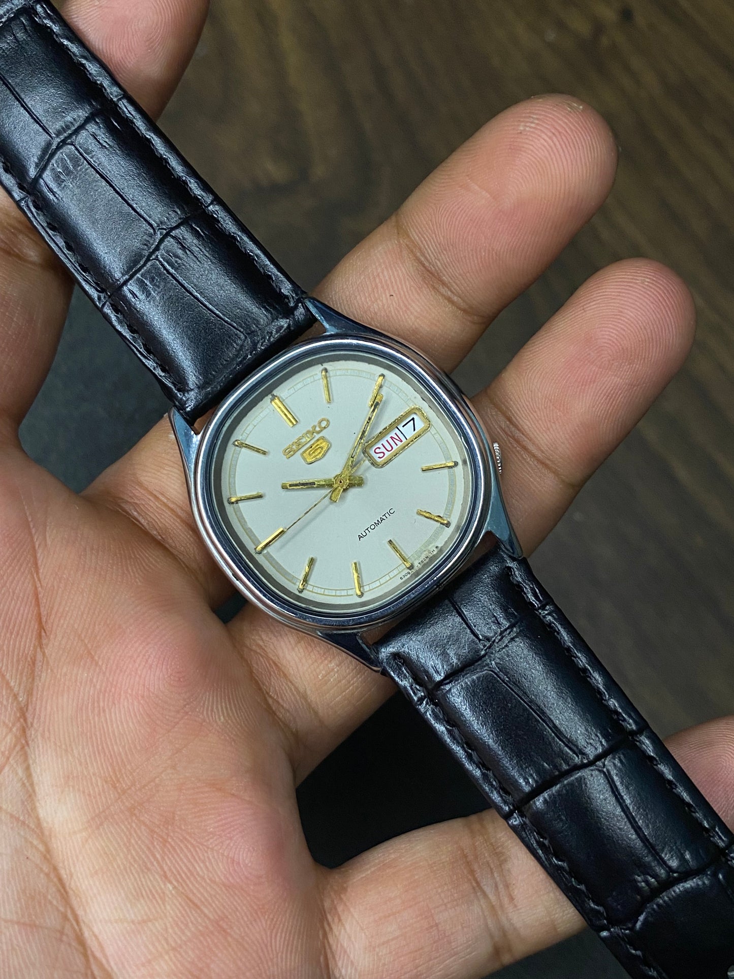 Super Rare Vintage Seiko 5 Tonneau-Shaped Grey Sunburst Dial Watch With leather Strap