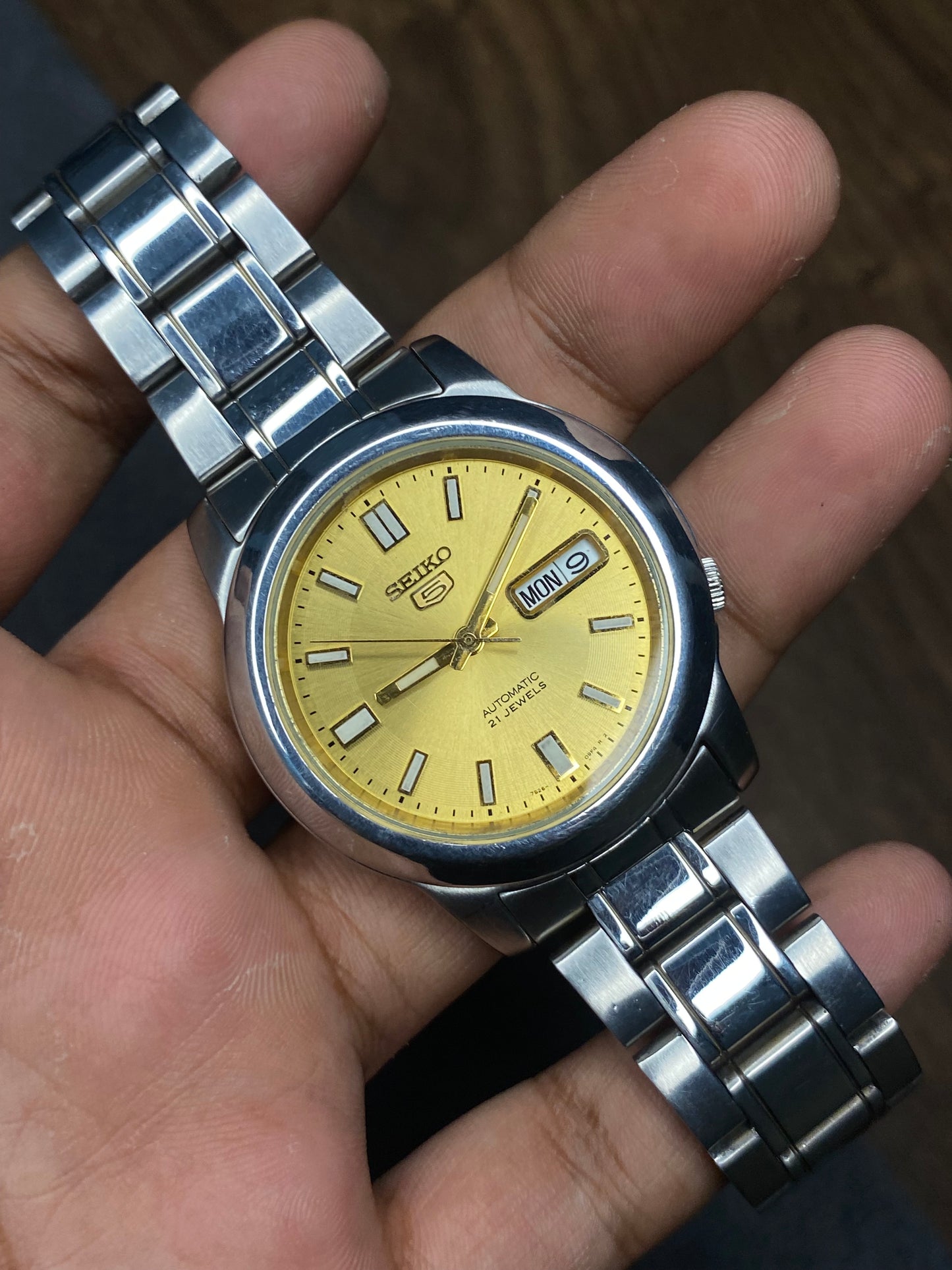 Beautiful Seiko 5 SNKK13K1 Golden Sunburst Dial Watch With Transparent Back.