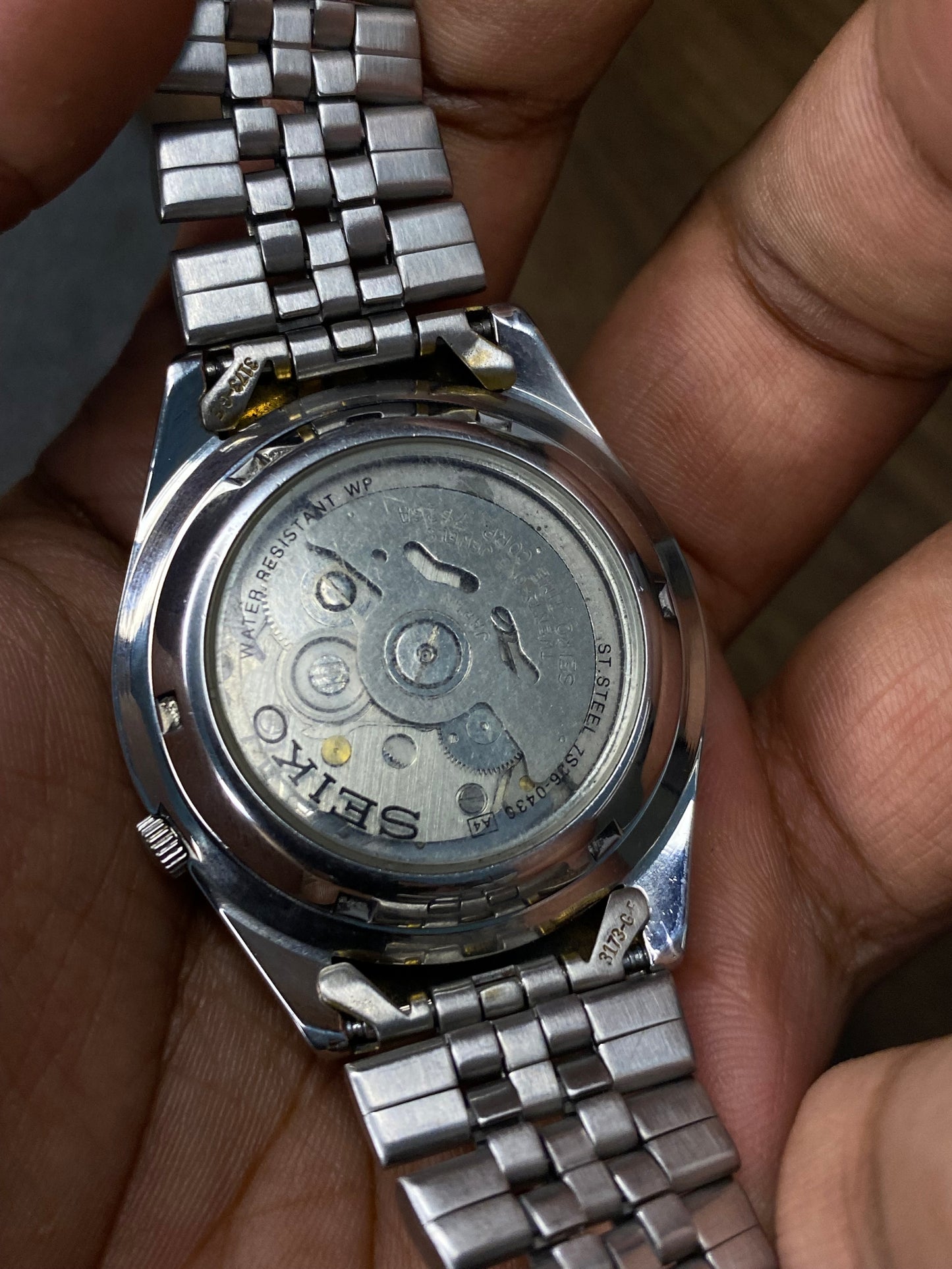 Beautiful Seiko 5 SNXS81 Golden Dial Watch With jubilee bracelet & See-Through Back
