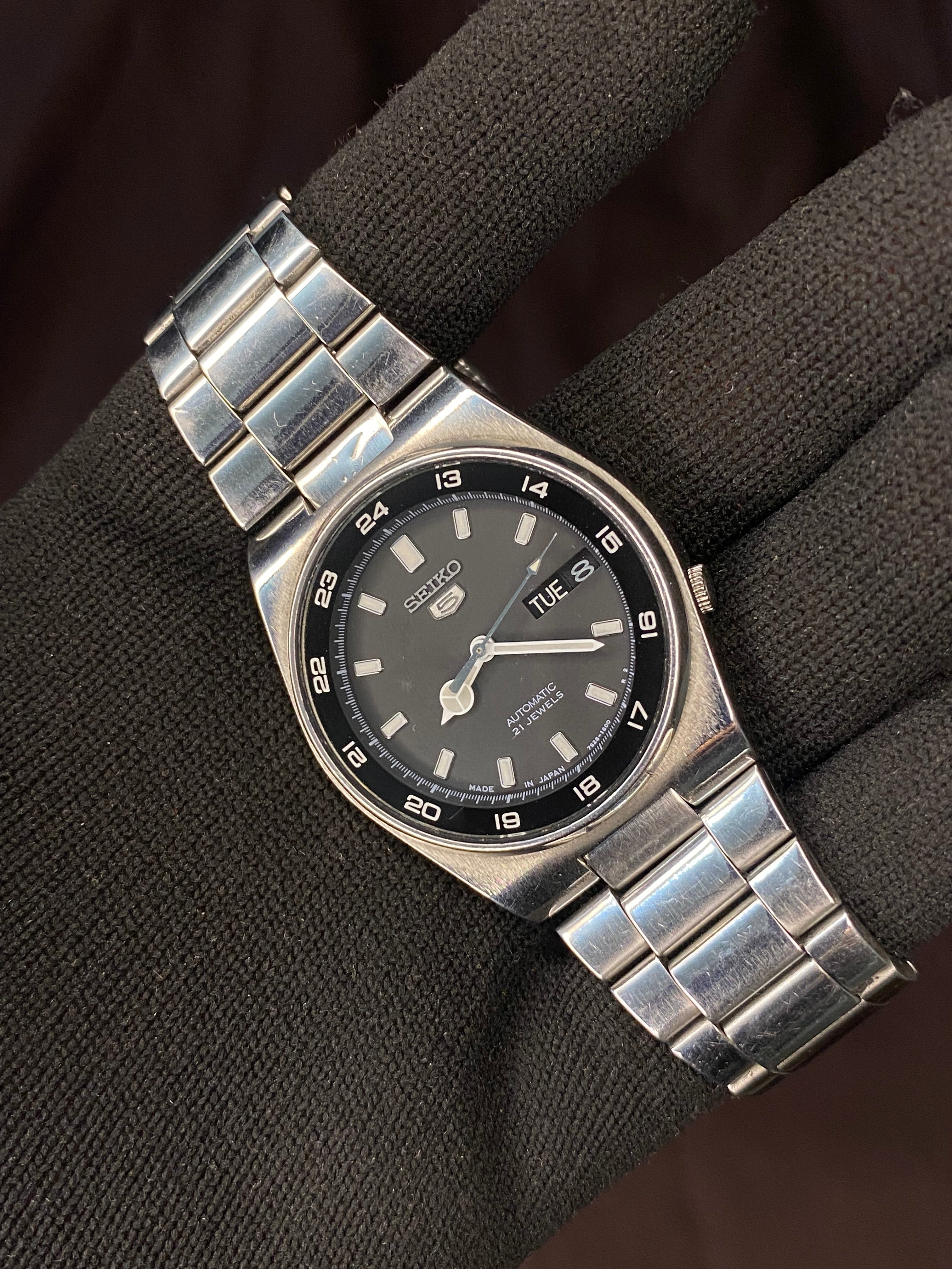 Seiko 5 Rare JDM SNX393 Grey Dial Railway Time watch