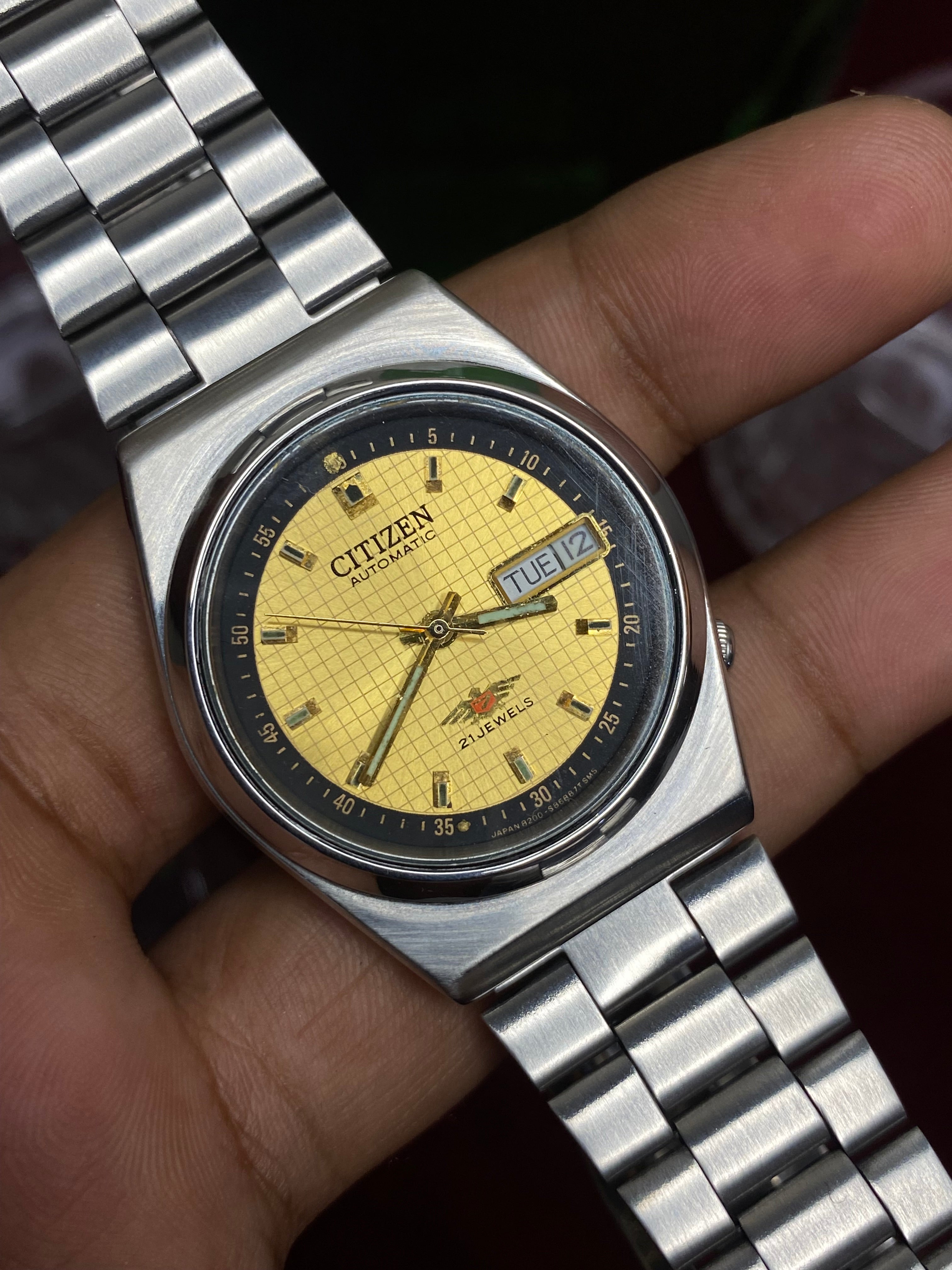 Citizen Eagle 7 Automatic — Golden Grid textured Dial Watch | Ref 4-824083K.