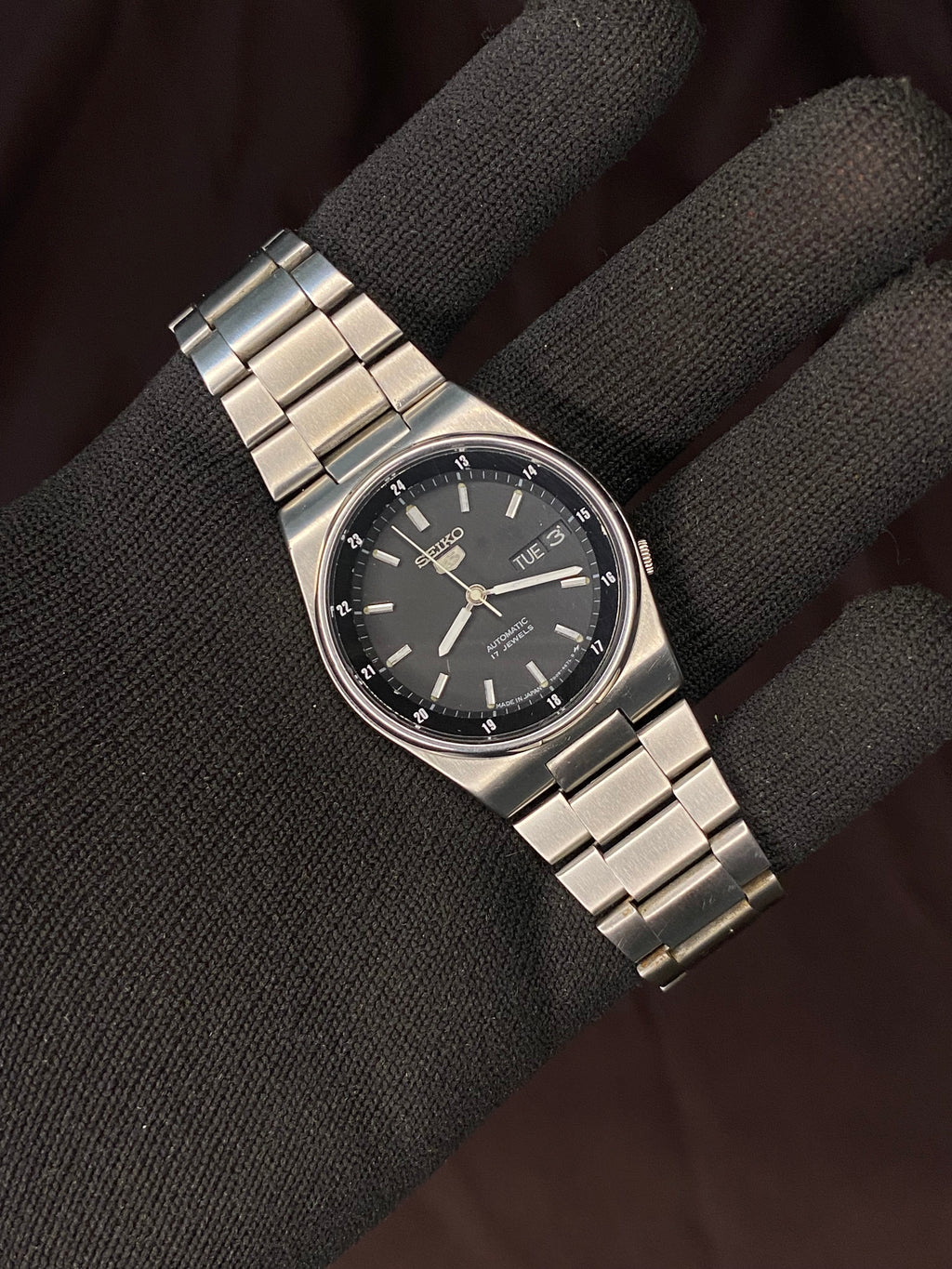 Seiko 5 Grey Railway Time Watch