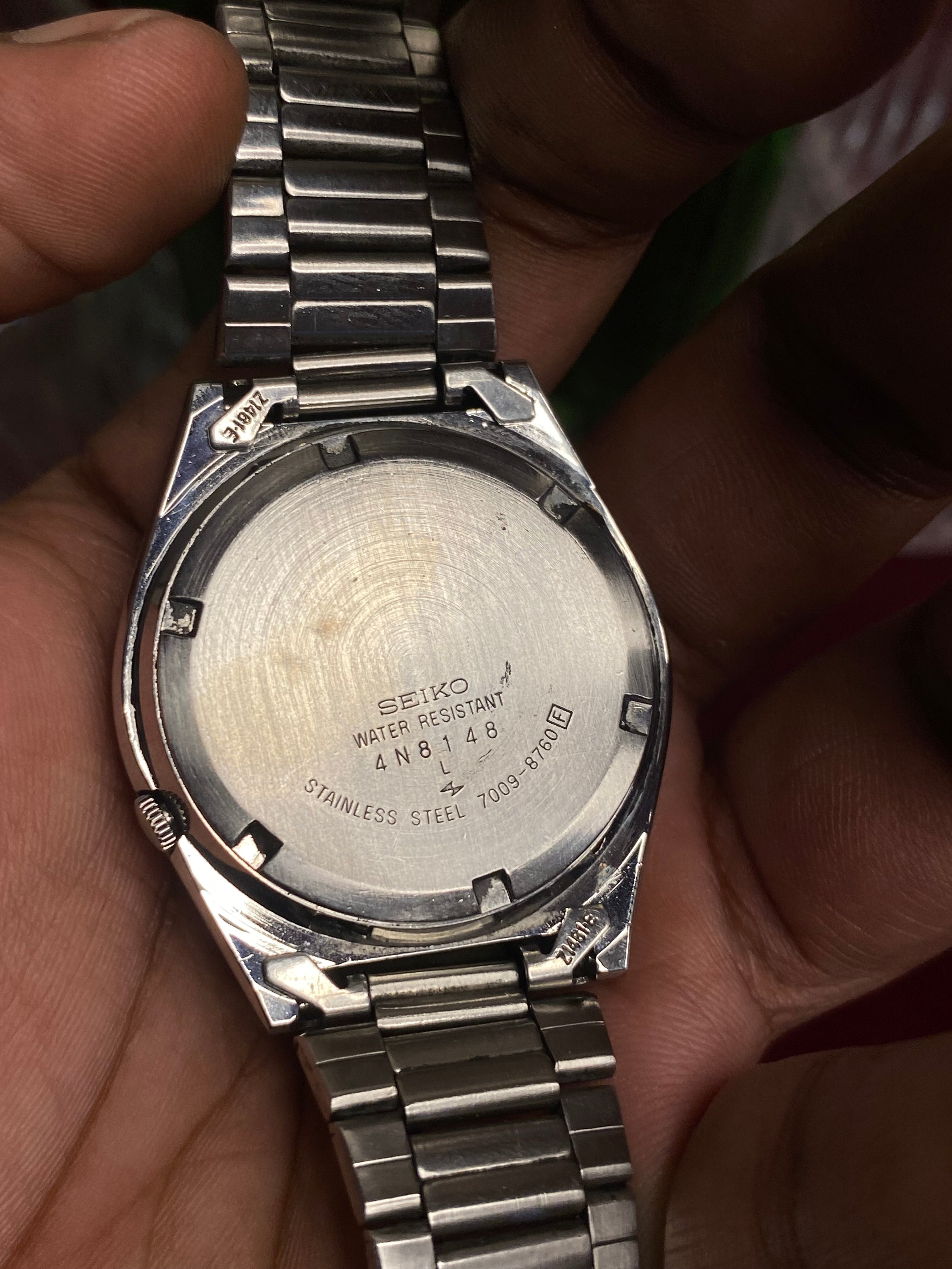 Seiko 5 Automatic — Black Dial Watch | Ref 7009-8760.