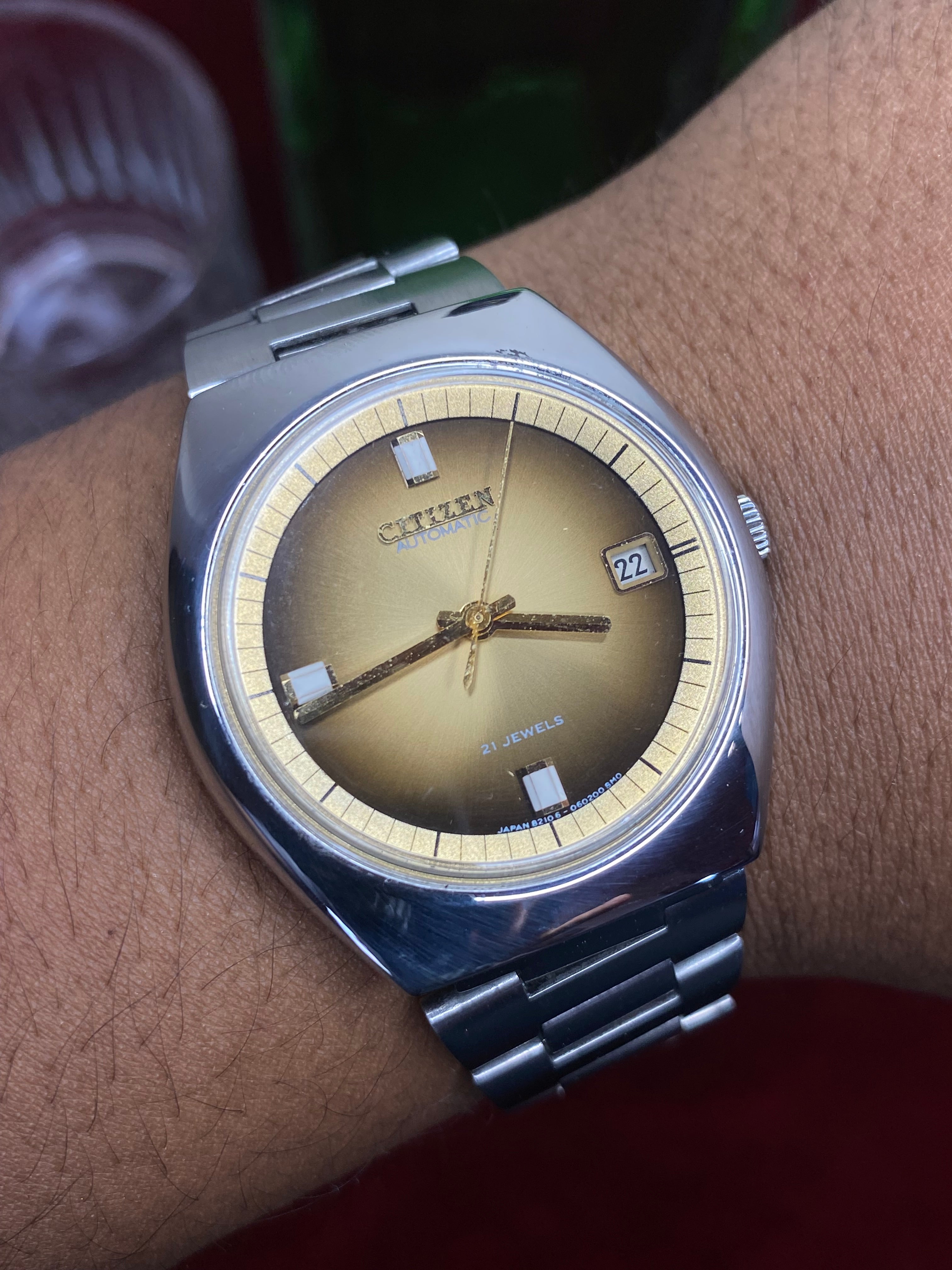 Citizen Automatic — Gradient Brown Fumé Dial | 38mm Japanese Automatic Watch.