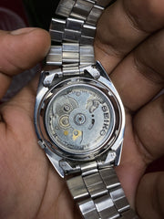Seiko 5 Automatic — Silver Dial watch with Exhibition Back | Ref 7S26-0570.